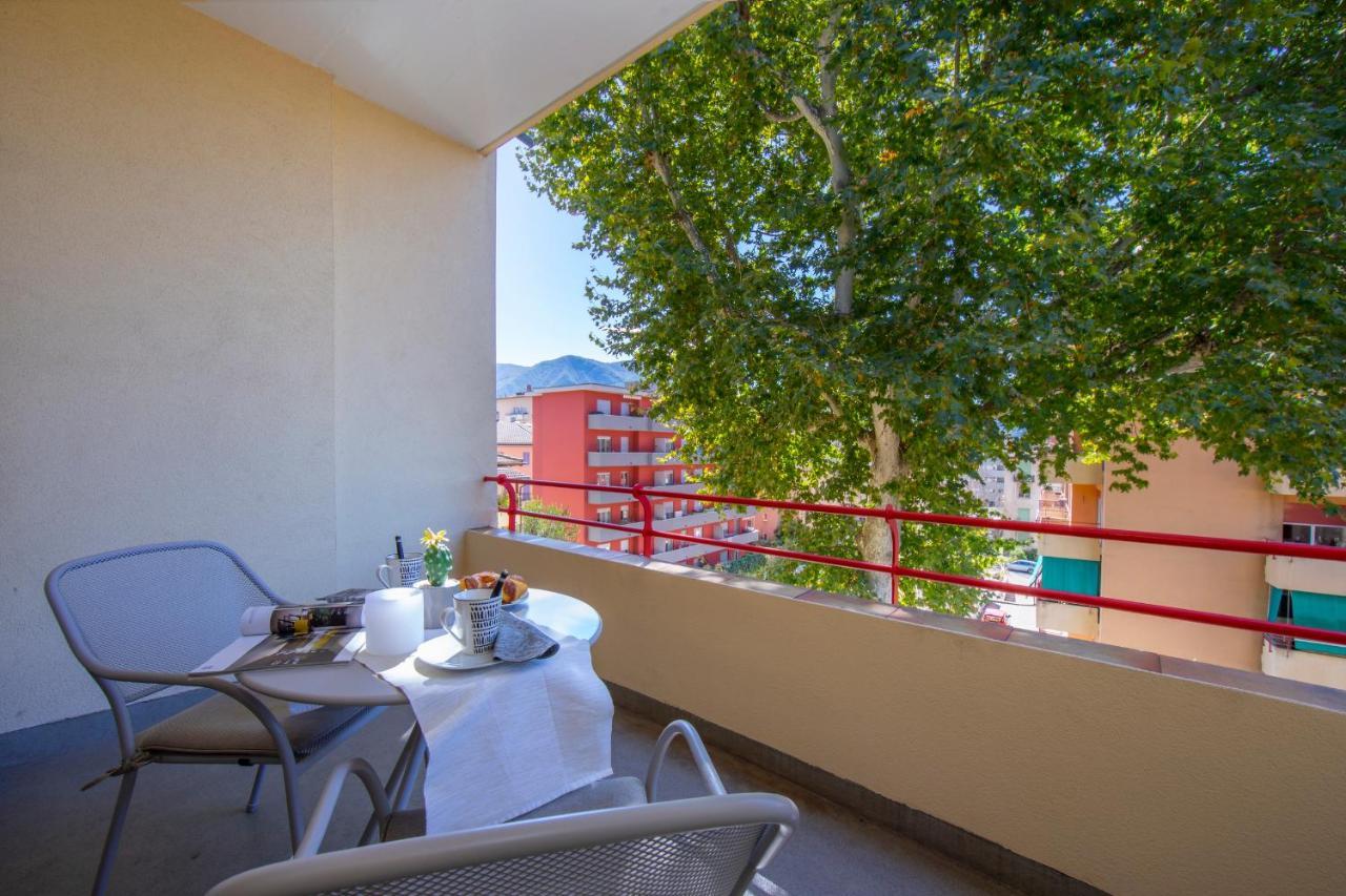 Central Amor - Happy Rentals Lugano Bagian luar foto